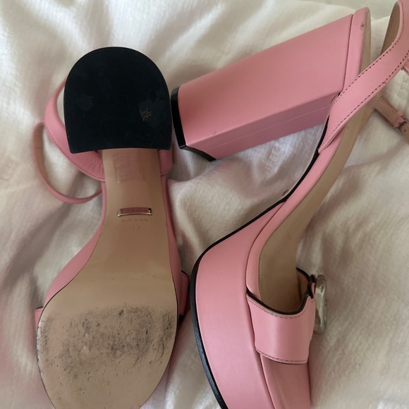 Brand new authentic red elegant GUCCI platform 👠 heels - Picture 3 of 4